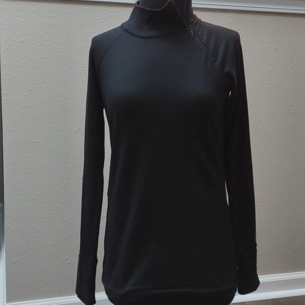 ATHLETA Long Sleeve